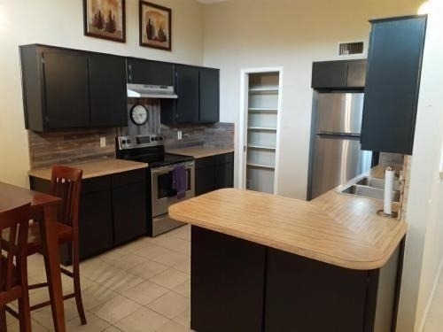 2714 Mccart Avenue - Photo 3