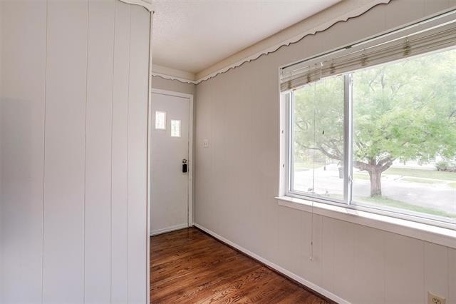 3217 Lubbock Avenue - Photo 4