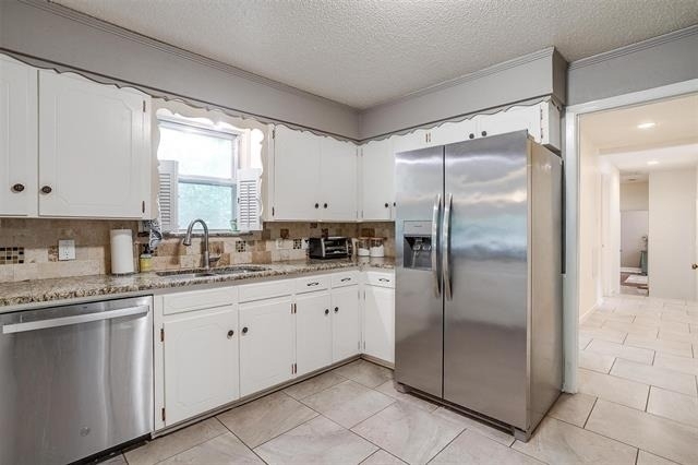 3217 Lubbock Avenue - Photo 11