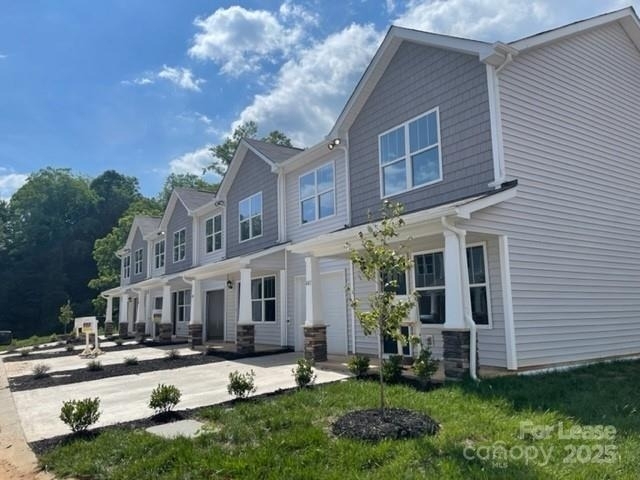 145 Monroe Creek Boulevard - Photo 0