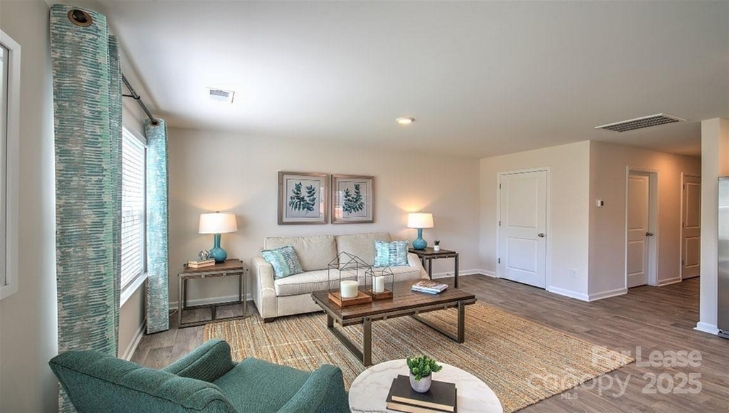 145 Monroe Creek Boulevard - Photo 6