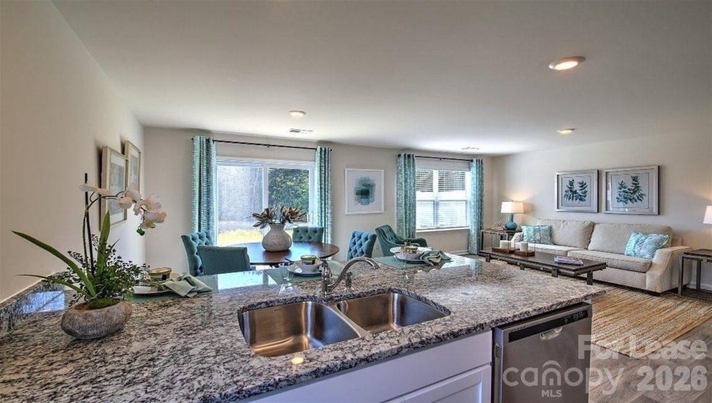 145 Monroe Creek Boulevard - Photo 3