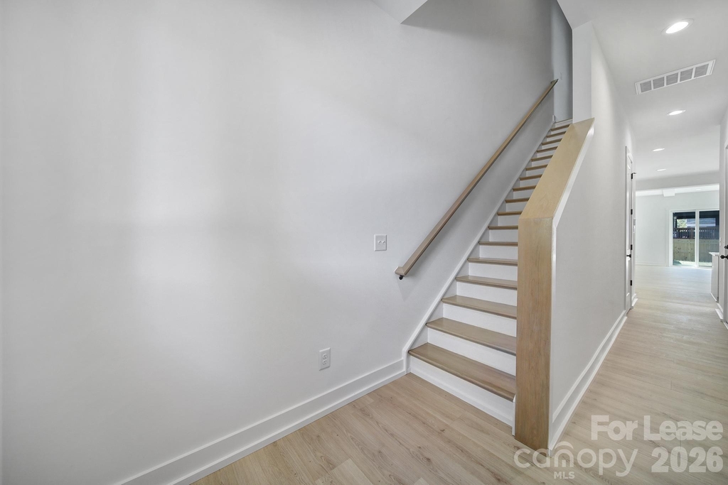 511 Bowman Road - Photo 3