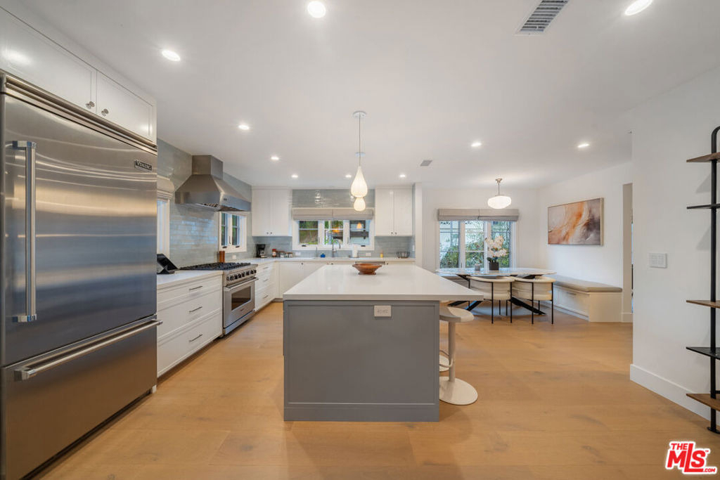 1948 N Curson Avenue - Photo 8