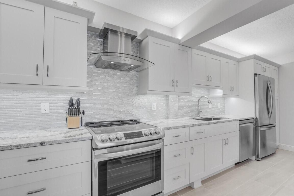4444 Ne Ocean Boulevard - Photo 2