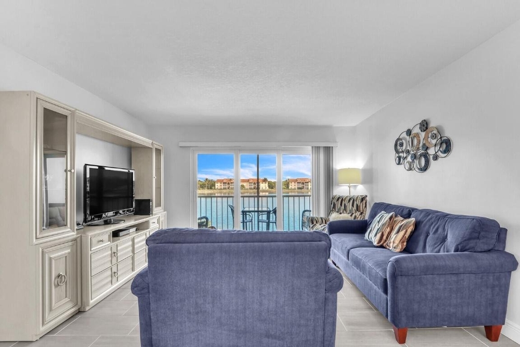 4444 Ne Ocean Boulevard - Photo 7