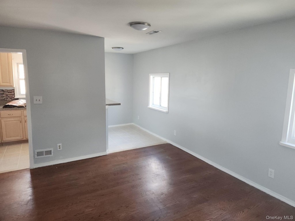11924 199th Street - Photo 6