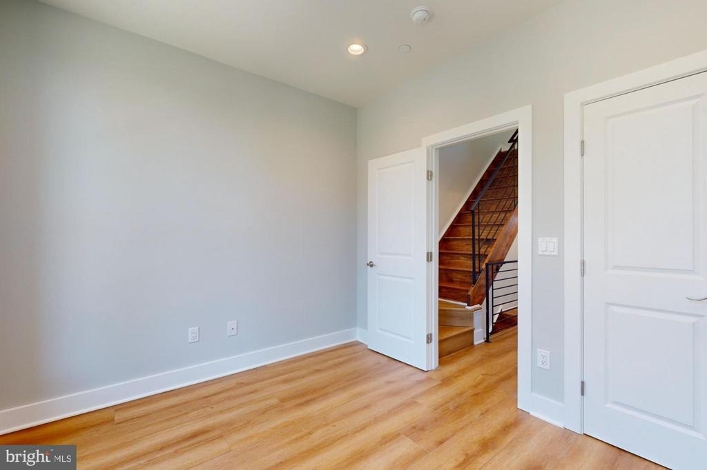 511 N Paxon Street - Photo 12