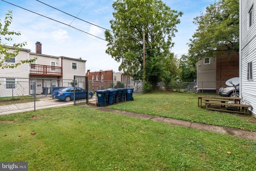 1721 29th Street Se - Photo 21
