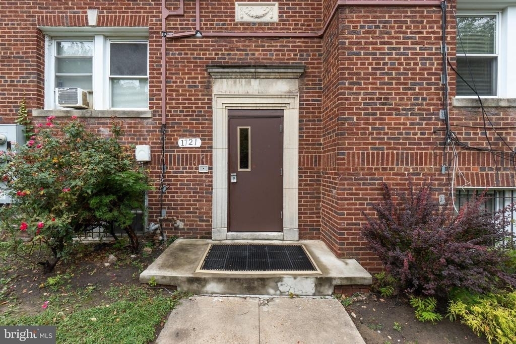 1721 29th Street Se - Photo 1