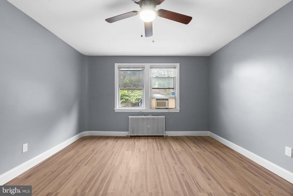 1721 29th Street Se - Photo 5