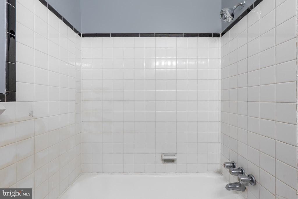 1721 29th Street Se - Photo 16