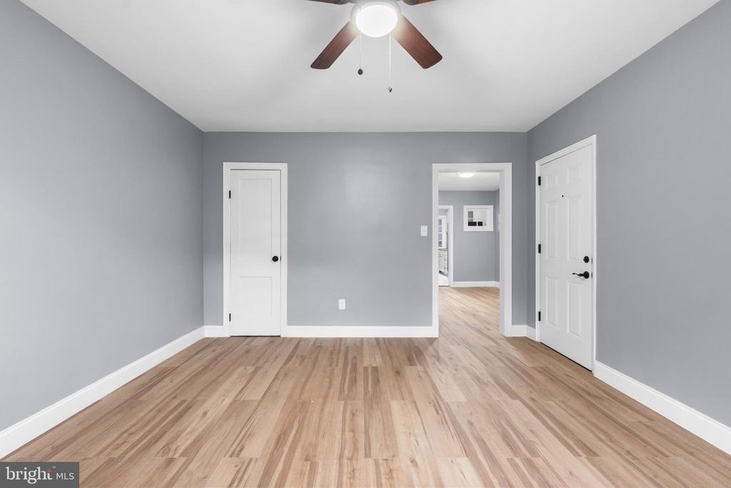 1721 29th Street Se - Photo 2