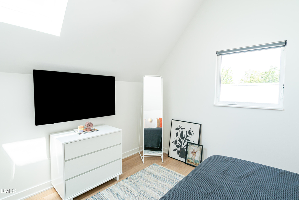 901 E Edenton Street - Photo 3