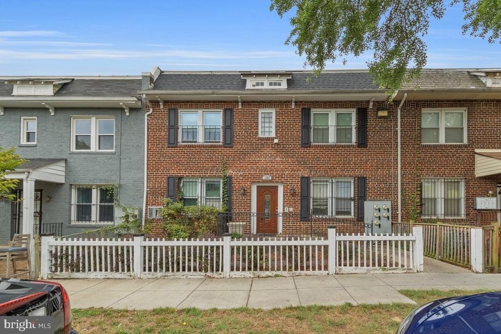 1707 Capitol Avenue Ne - Photo 0