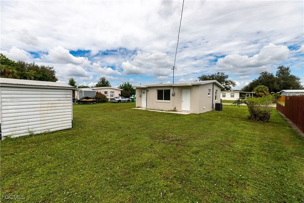 21043 Bersell Avenue - Photo 12