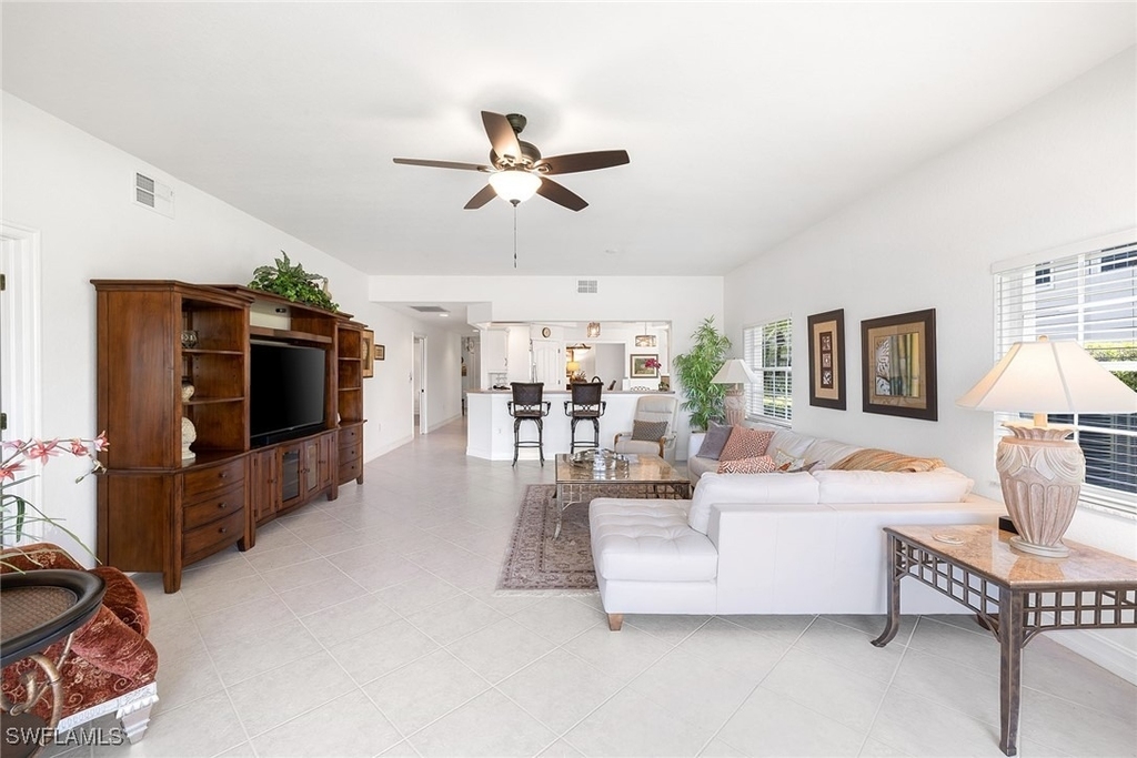 8177 Saratoga Drive - Photo 7
