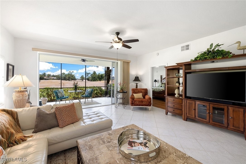 8177 Saratoga Drive - Photo 4