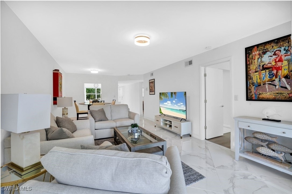 1055 Forest Lakes Drive - Photo 2