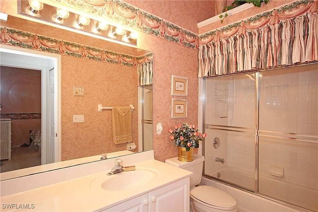 322 Melrose Place - Photo 10