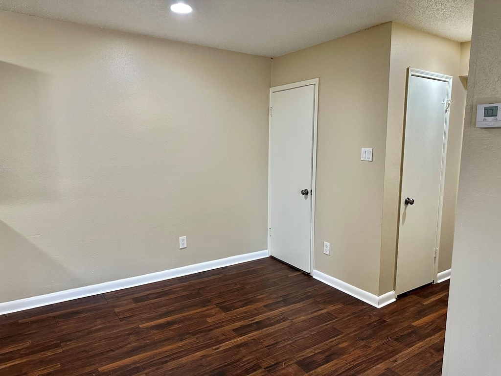 2750 Holly Hall Street - Photo 3