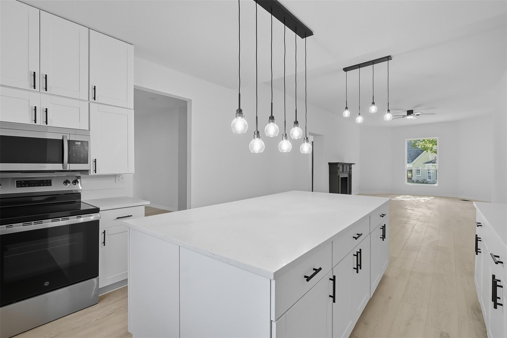 605 N Main Street - Photo 14