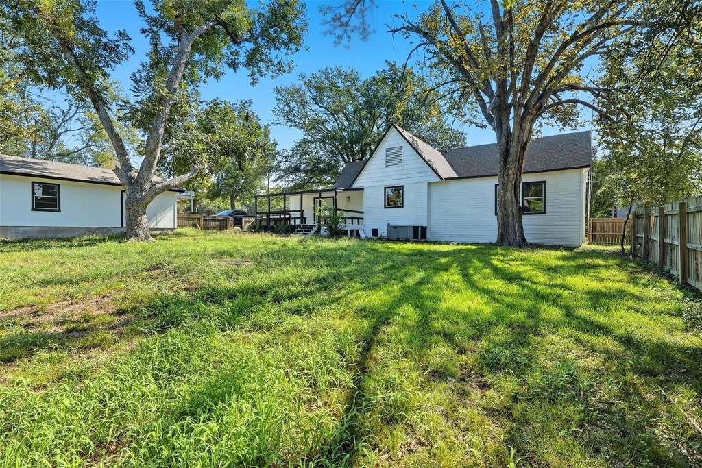 605 N Main Street - Photo 20