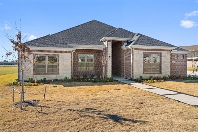 1607 Pebble Beach Lane - Photo 2