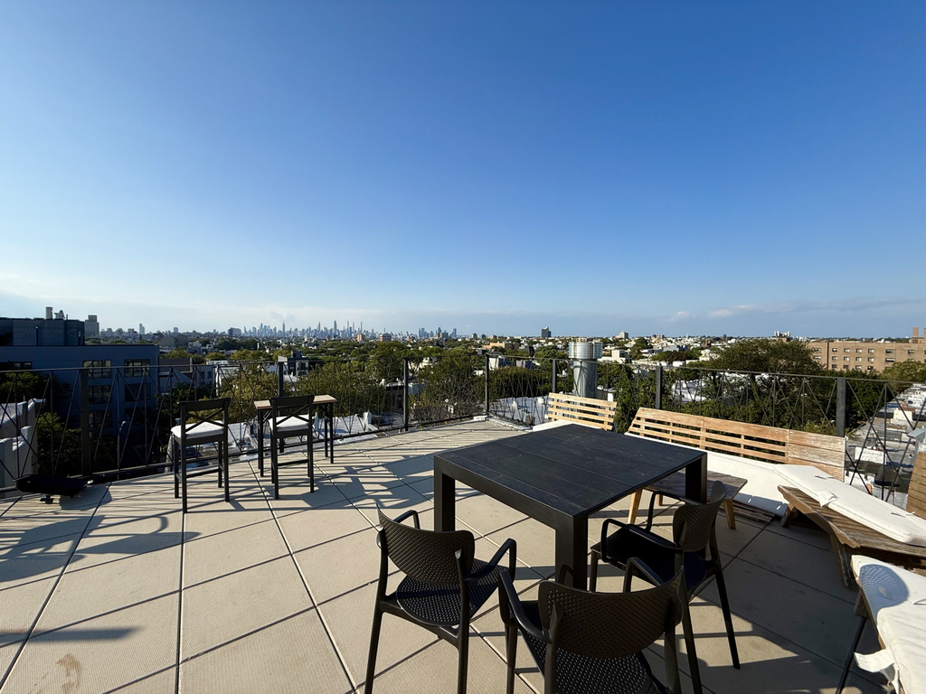 693 Chauncey Street - Photo 12