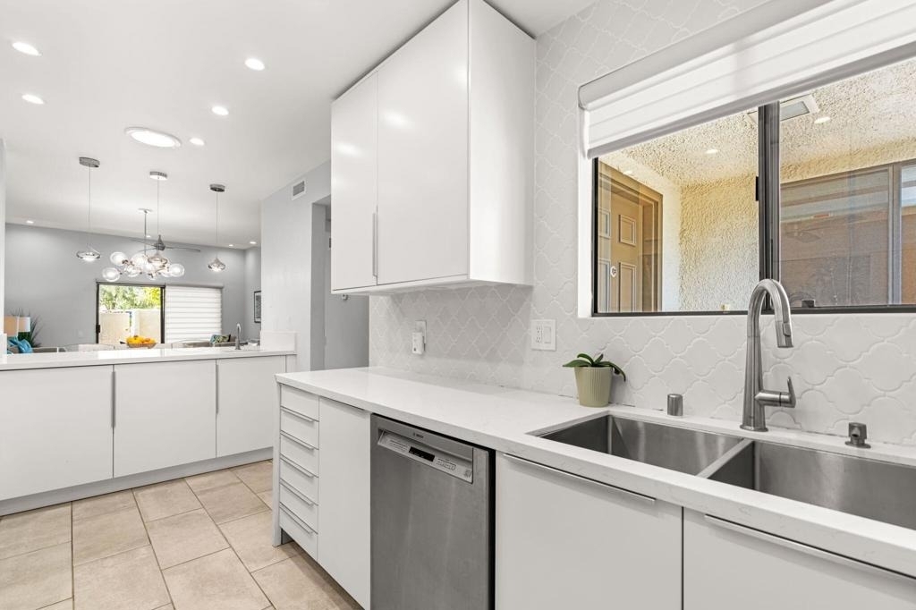 877 E Arenas Road - Photo 13