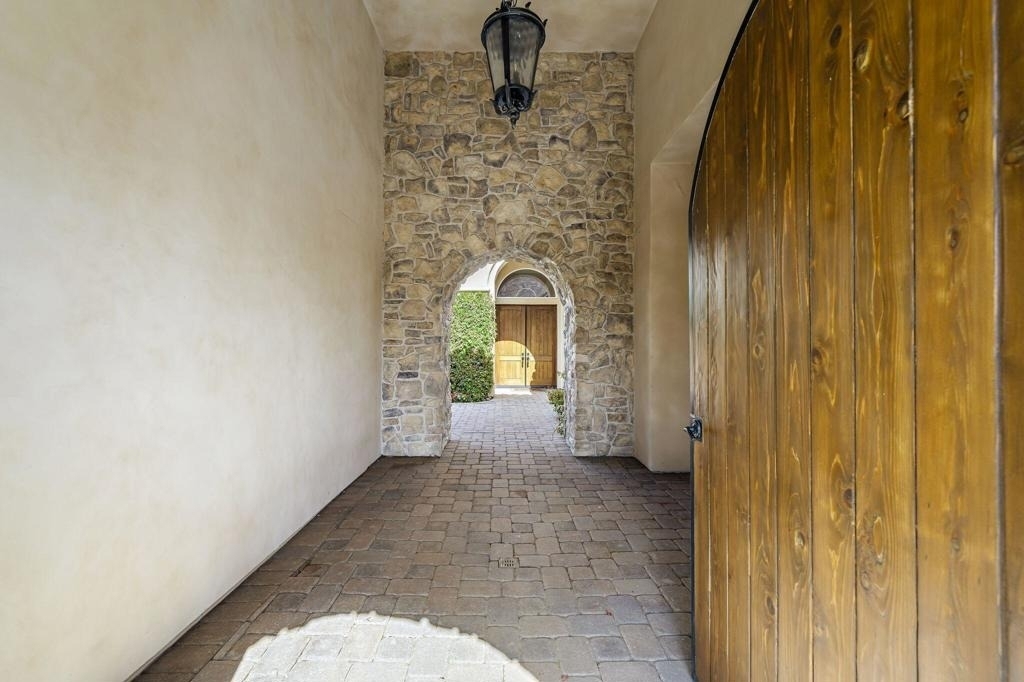 56985 Village Drive - Photo 6