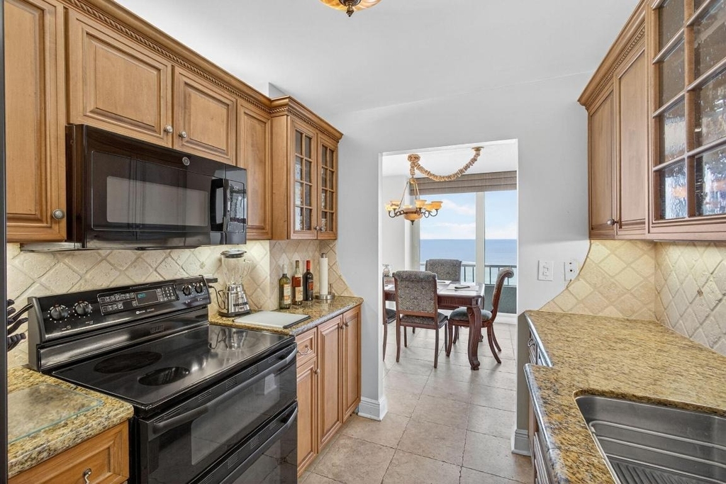 5550 N Ocean Drive - Photo 18
