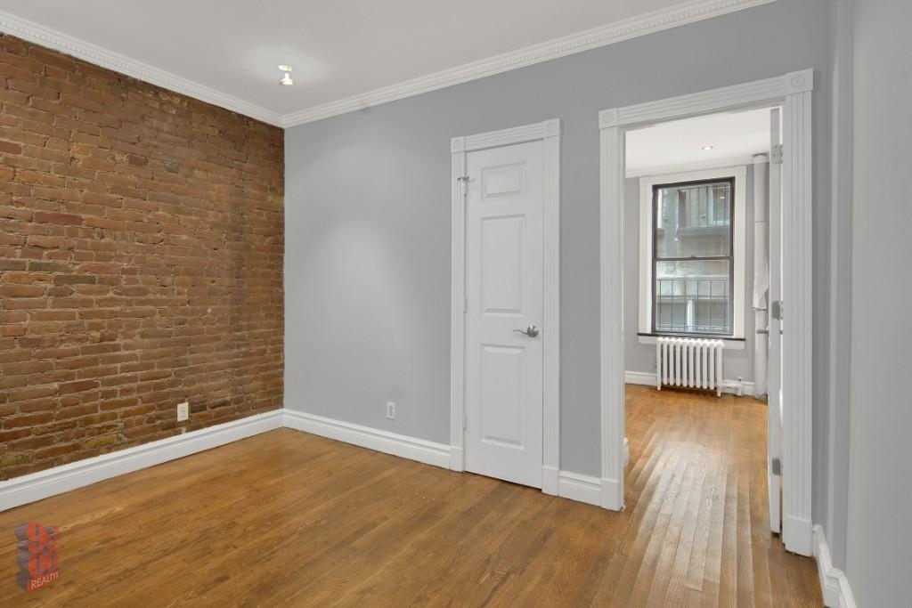 221 East 23rd Street, Unit 8 - Photo 2