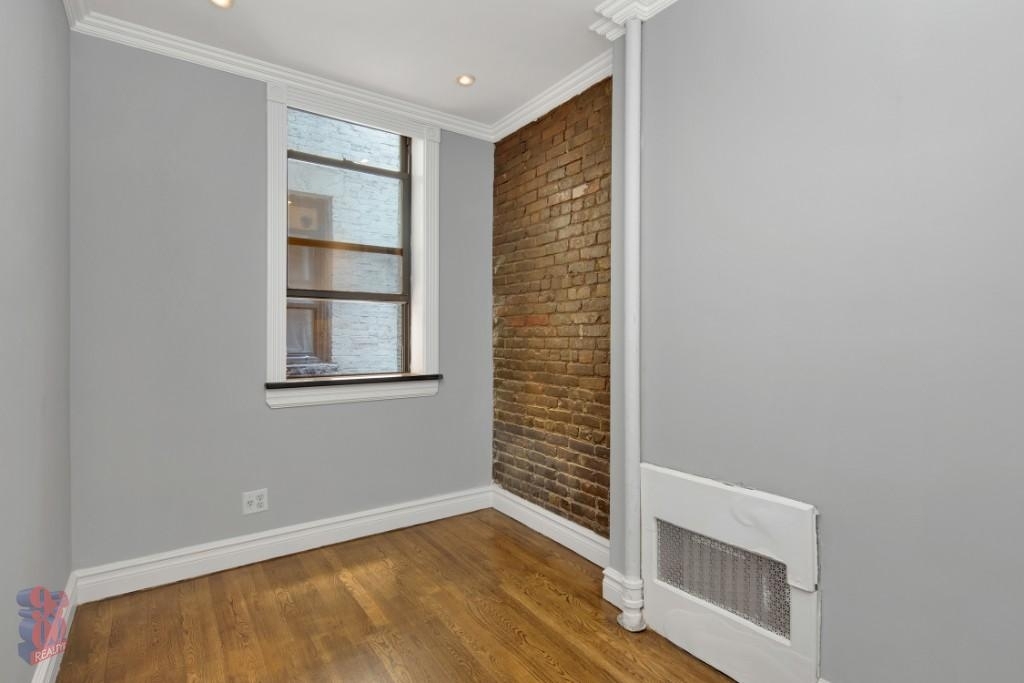 221 East 23rd Street, Unit 8 - Photo 5