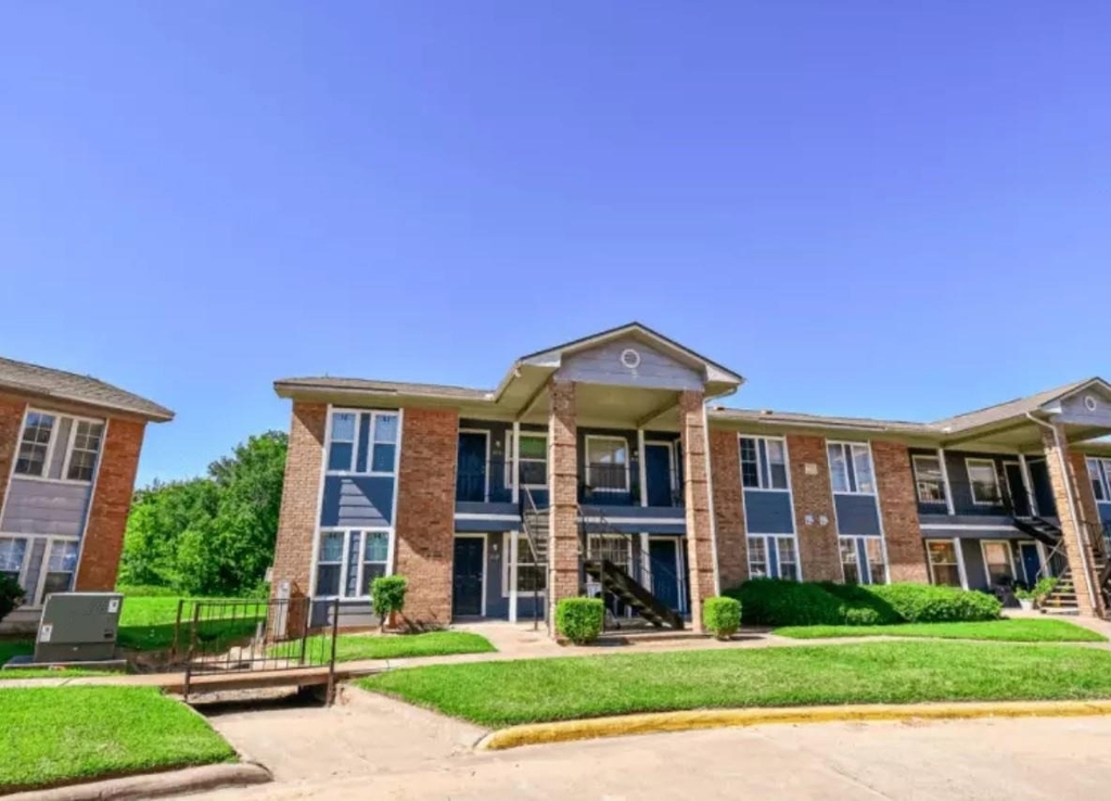 1400 Eagle Lake Road - Photo 0