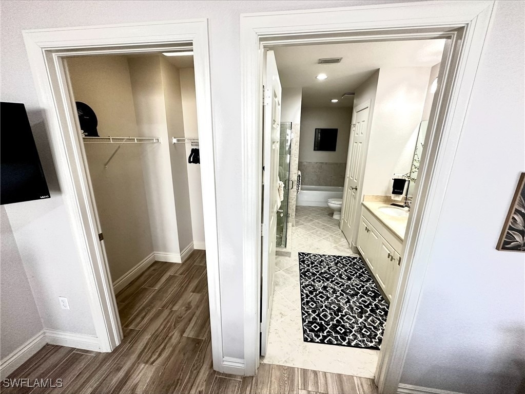 5076 Annunciation Circle - Photo 10