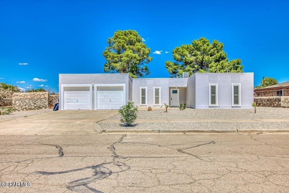 14841 Kingston Road - Photo 0