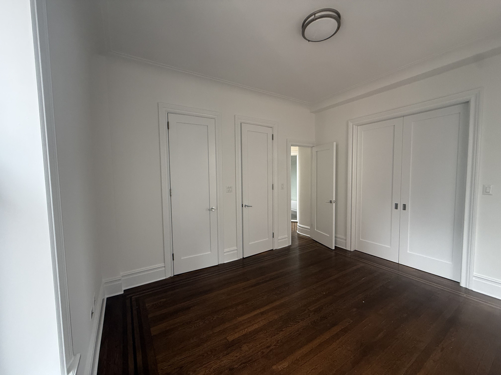 166 West 72nd Street - Photo 8