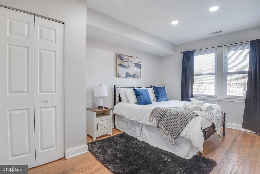 1255 Raum Street Ne - Photo 24