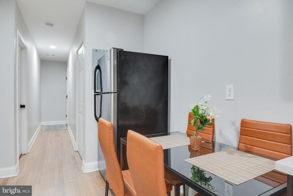 1255 Raum Street Ne - Photo 11