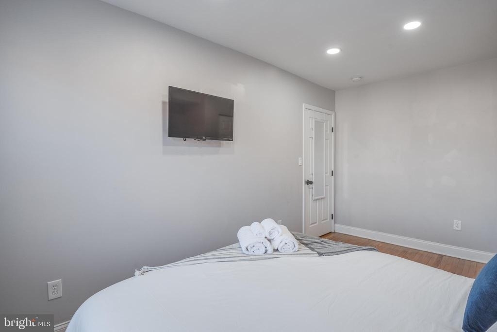 1255 Raum Street Ne - Photo 28