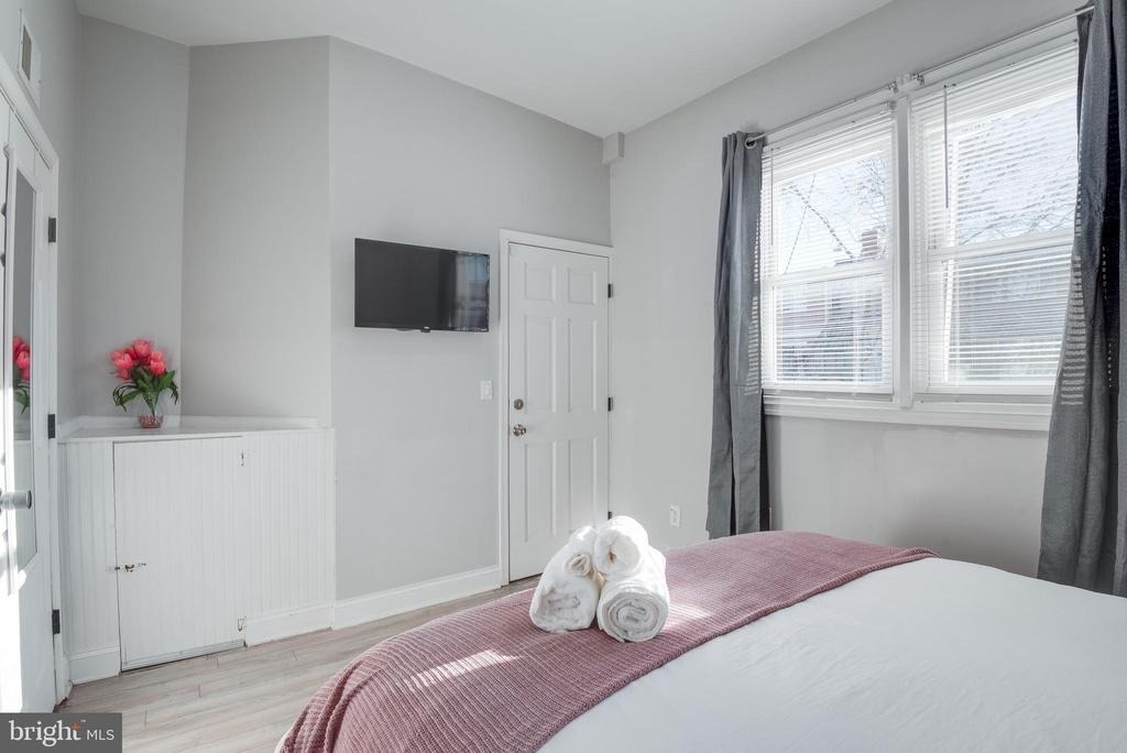 1255 Raum Street Ne - Photo 21