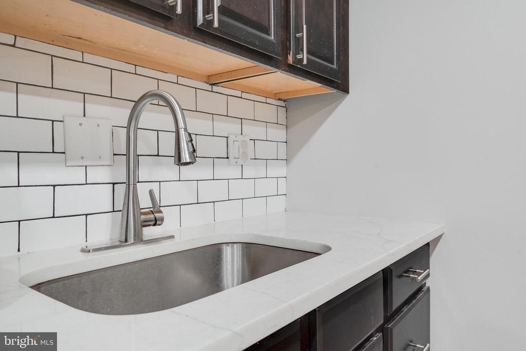 1255 Raum Street Ne - Photo 7
