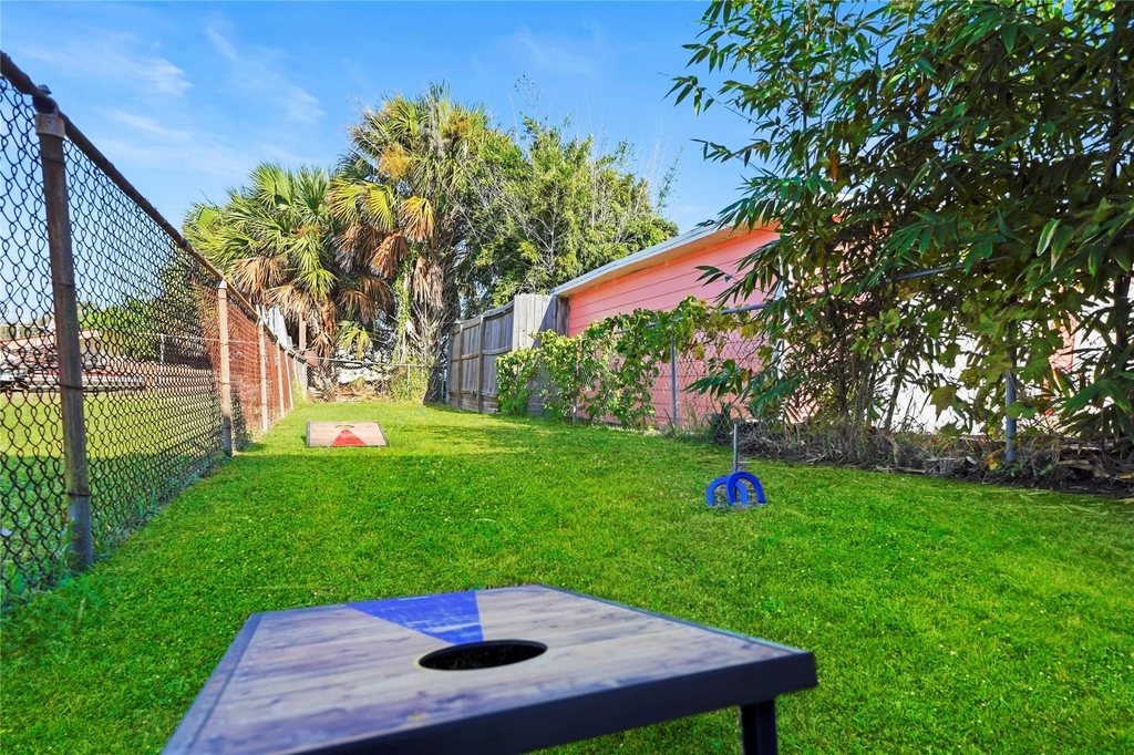 6120 Avenue Q 1/2 - Photo 24