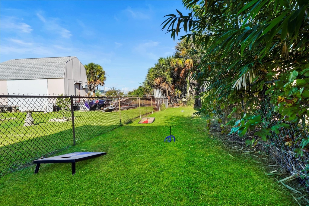 6120 Avenue Q 1/2 - Photo 26