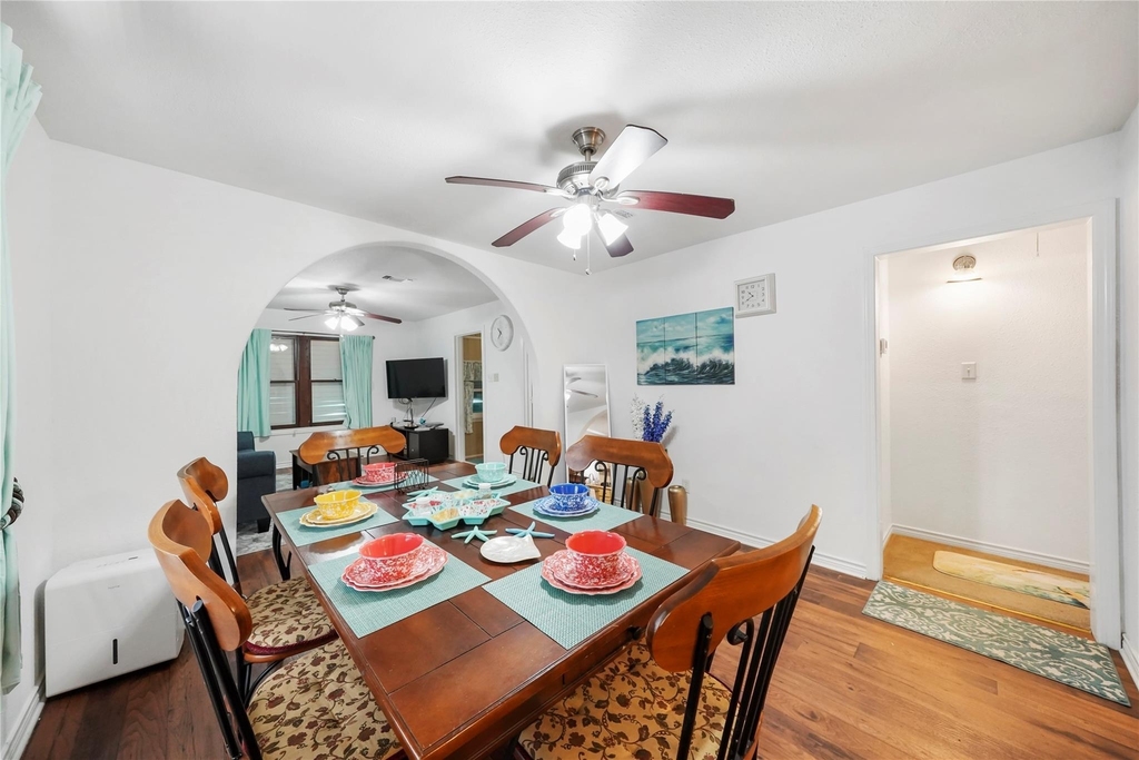 6120 Avenue Q 1/2 - Photo 6