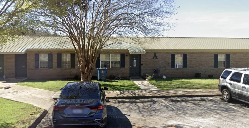 598 Hartley St - Photo 4
