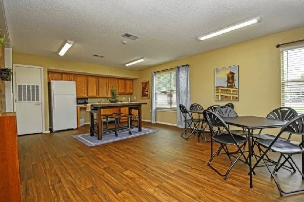417 E Main Street - Photo 6
