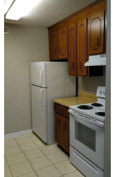 103 Apache Dr - Photo 2