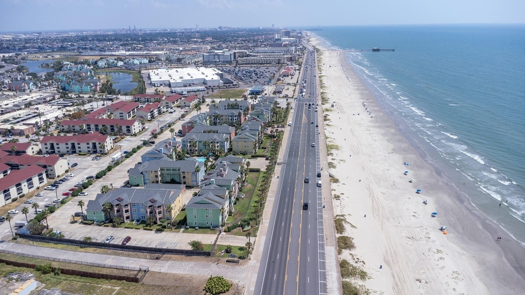 7000 Seawall Boulevard - Photo 25